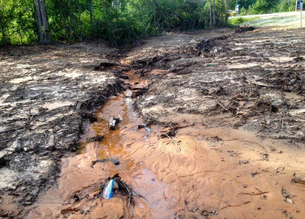 pipeline flood1a 1024x734 - Oil Pipeline Through Mobile's Drinking Water Flunks First Flood Test