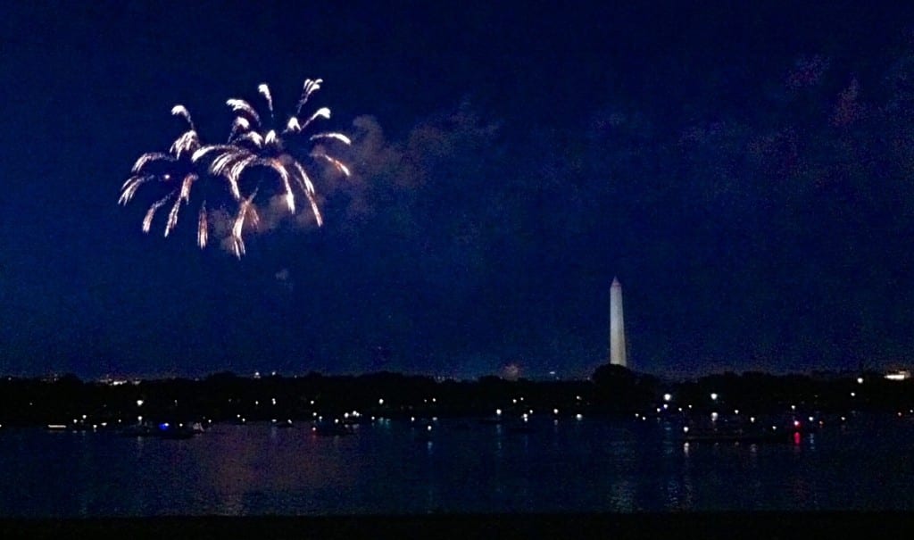 DC Fireworks 2014d 1024x605 - Independence Day Fireworks From Washington, D.C.