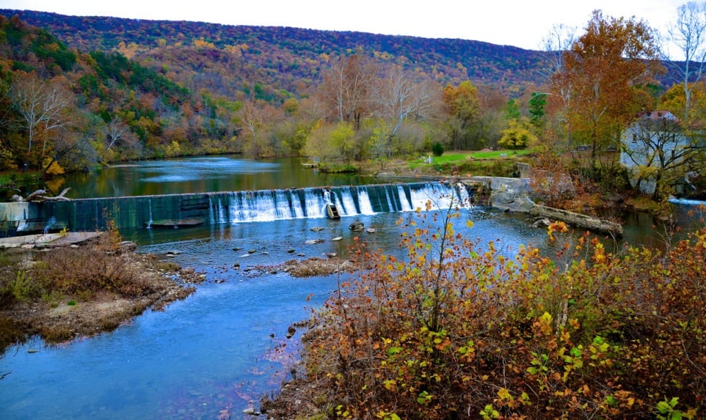 Shenandoah river fall2014c 1024x609 - More Autumn Color from the Virginia Mountains