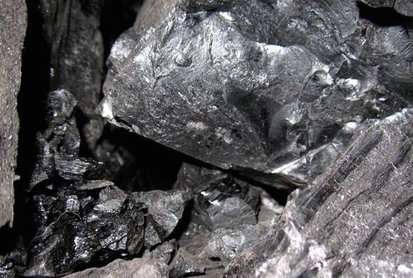coal 800x400 - Paris Climate Agreement Deals a Crushing Blow to Coal