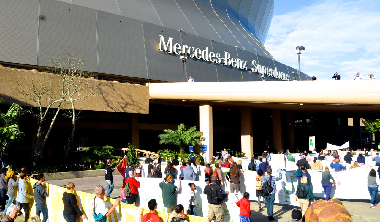 New Orleans oil protest1c - Protesters Crash the Super Dome and Shut Down Gulf Oil Lease Sale