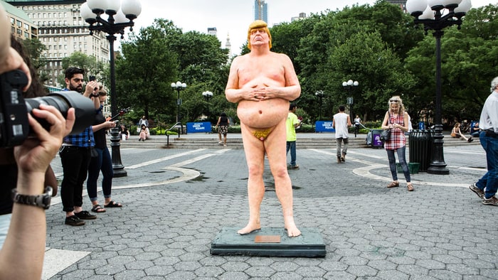 donald trump meet the artist nude naked sculpture 857204bf ed5f 469d 92f9 5c8aac8f9d47 - Fox News Talking Head Sean Hannity Is Donald Trump's Puppeteer