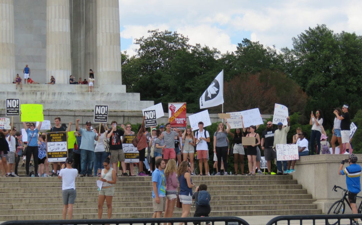 Lincoln Memorial6 25 2017b 1200x746 - Freedom of Speech Rallies Show Free Speech Alive and Well in America