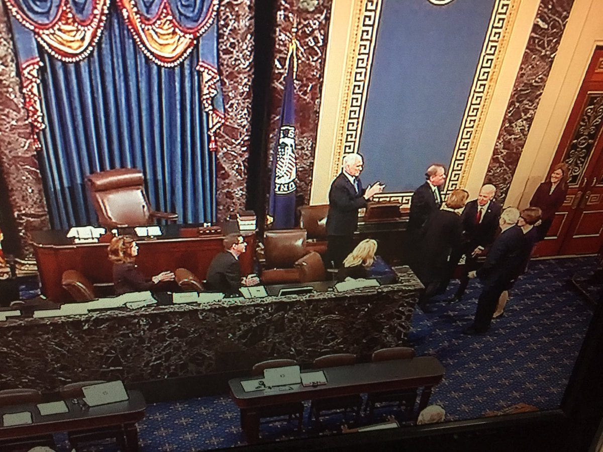 DSob diXUAAZW3f 1200x900 - Alabama Democrat Doug Jones Sworn in as U.S. Senator