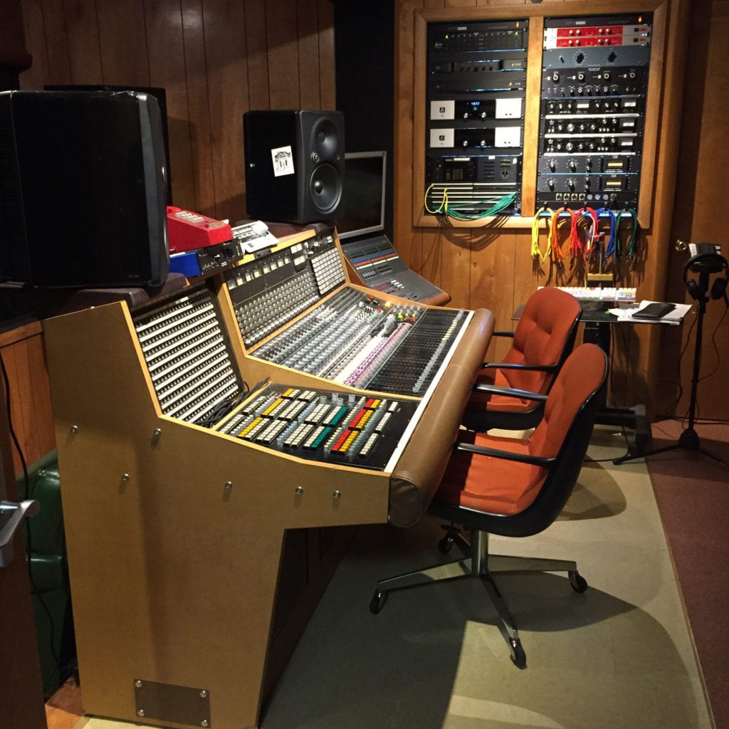 MSS sound console1a 1024x1024 - Thinking About An Honest Life by the Singing River in Muscle Shoals