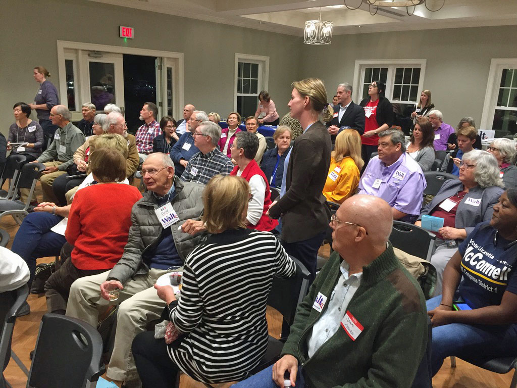 Crowd for Walt MaddoxBC6f - Tuscaloosa Mayor Walt Maddox Campaigns for Governor in Mobile and Baldwin County