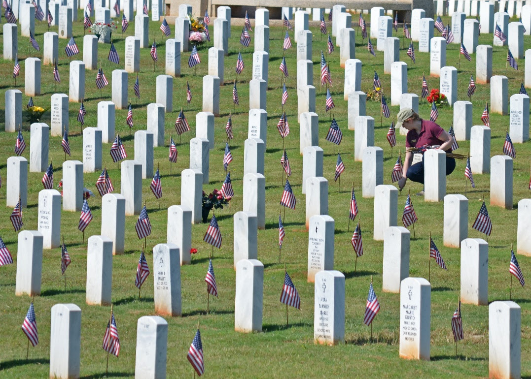 memorialdayflag1 - America's Memorial Day Celebration Muted by Coronavirus Pandemic