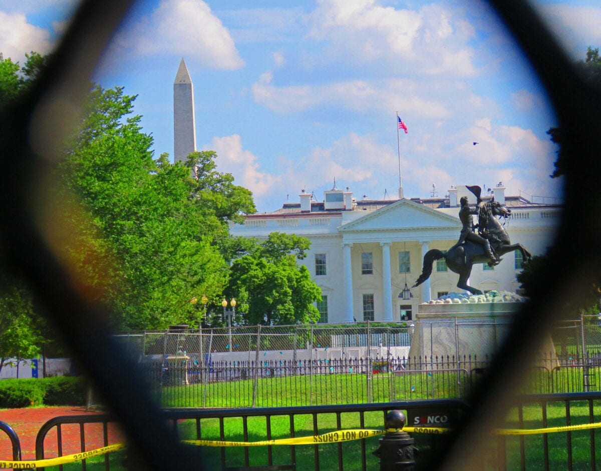 BLM WhiteHouse fenced2b 1200x941 - Not Since Nixon Has a President Been So Isolated and Hated: Trump Has to Go