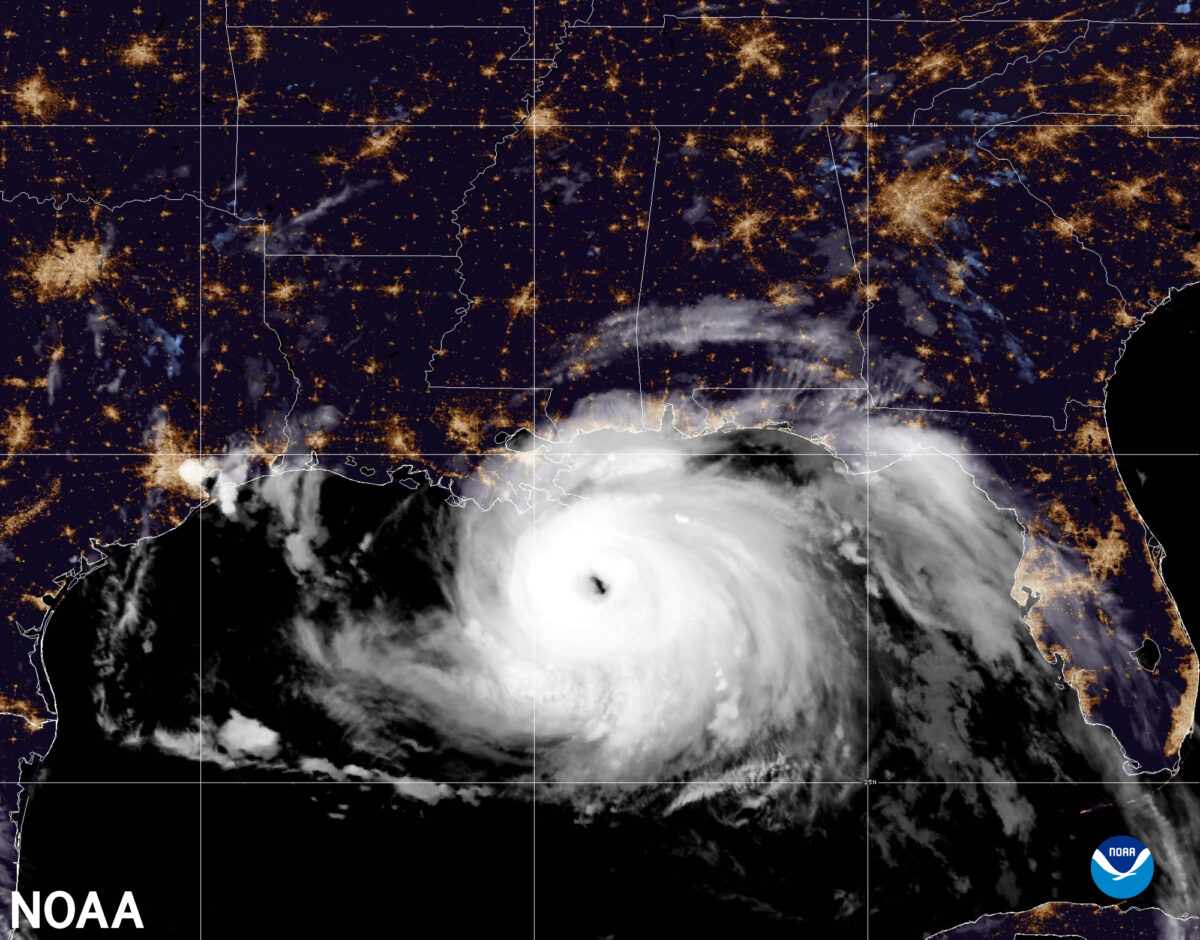 IMAGE Hurricane Ida Night Satellite 082921 NOAA homepage 3 1200x940 - Another Above Average Atlantic Hurricane Season Predicted for 2022