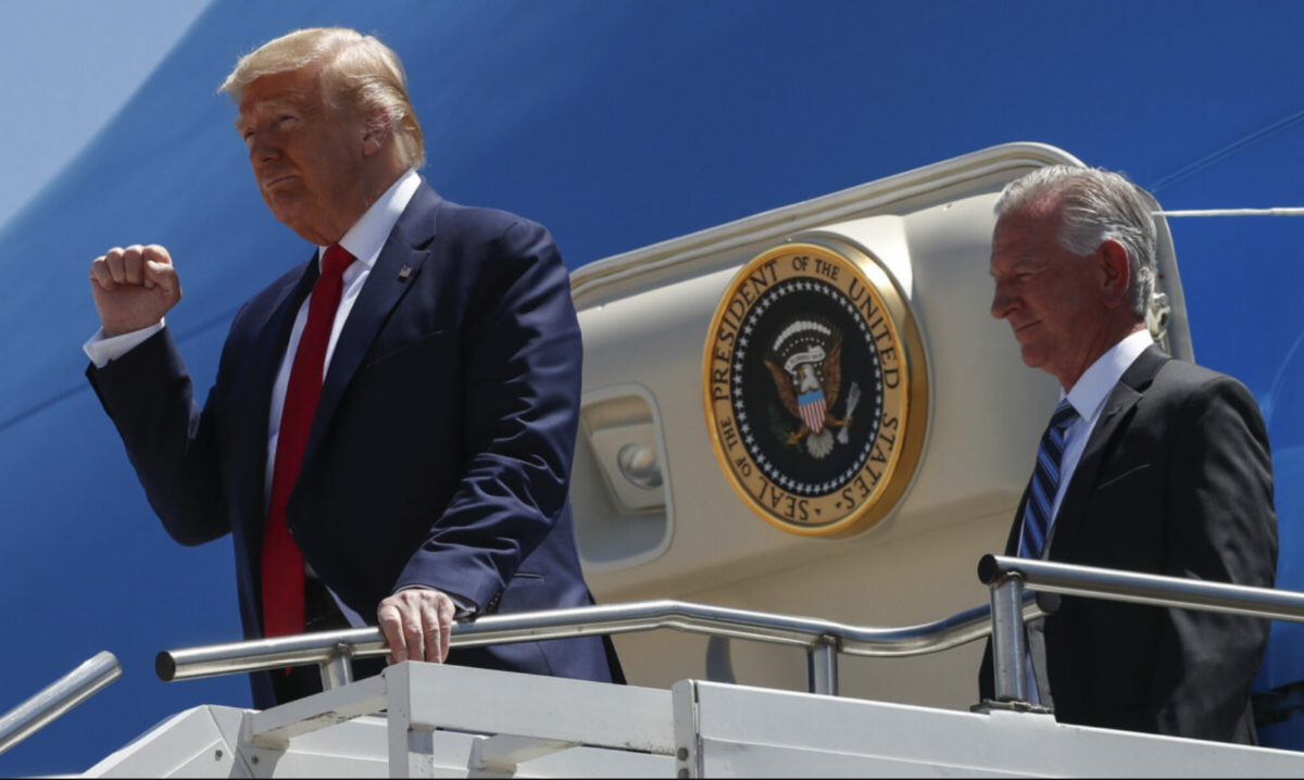 Alabama Senator Tommy Tuberville Fails on Pledge to Donate Salary to Veterans Trump Tuberville4d 1200x718 - Alabama Senator Tommy Tuberville Fails on Pledge to Donate Salary to Veterans