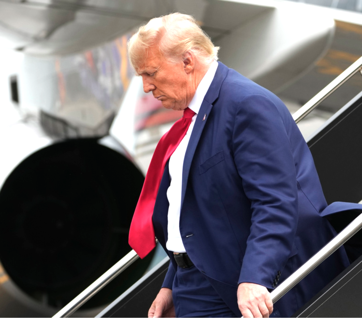 Trump airport23 1165x1024 - Trump Pleads 'Not Guilty' in Conspiracy to Overturn the 2020 Presidential Election