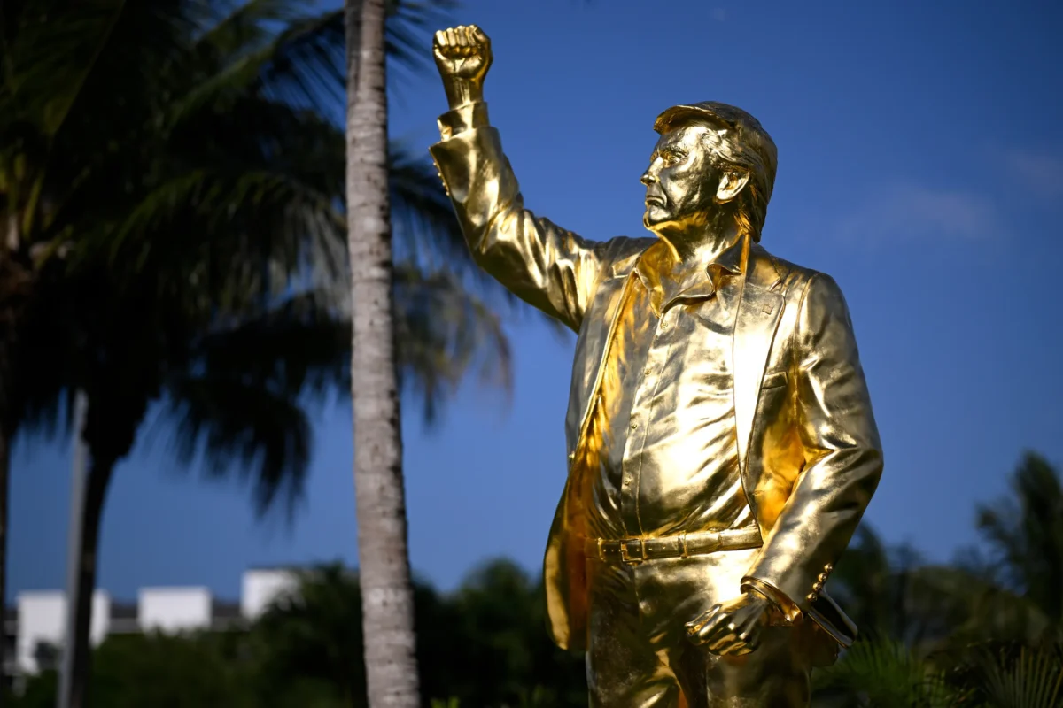 The Trump Dividend and the Bribe of Gold by Roman Emperor Commodus as the Roman Empire Falls Trump Gold Statue 1200x800 - The Trump Dividend and the Bribe of Gold by Roman Emperor Commodus as the Roman Empire Falls